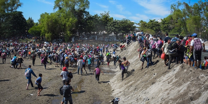 ABD'ye Gitmeye Çalışan Göçmenlerden 318'i Yolda Hayatını Kaybetti