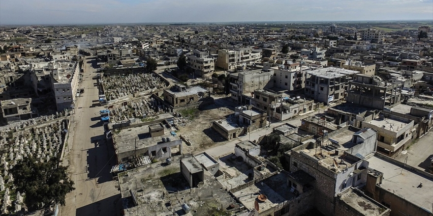 Ilımlı Muhalifler İdlib'in Stratejik Önemdeki Serakib İlçesini Geri Aldı