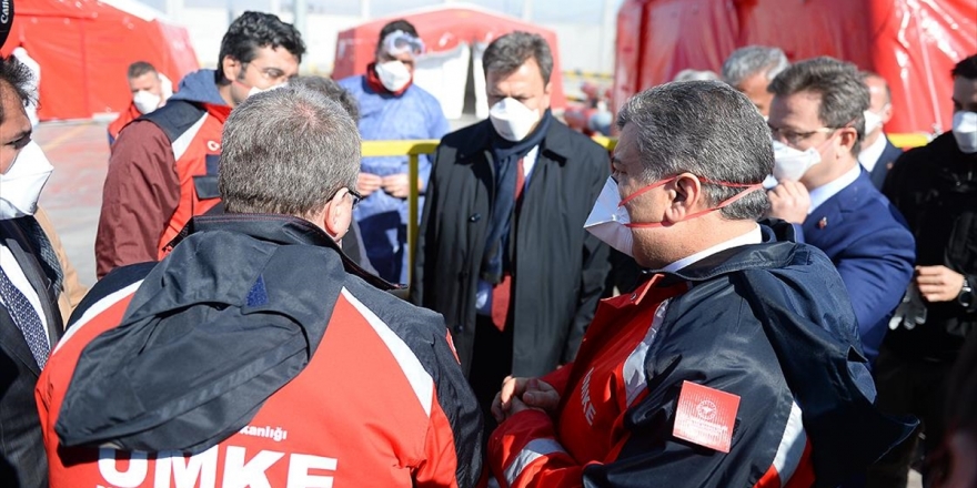 Sağlık Bakanı Fahrettin Koca Dilucu Sınır Kapısı'nı Ziyaret Etti