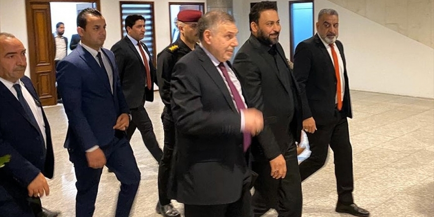 Irak Meclisi Allavi Hükümetinin Güvenoyu Oturumunu Erteledi