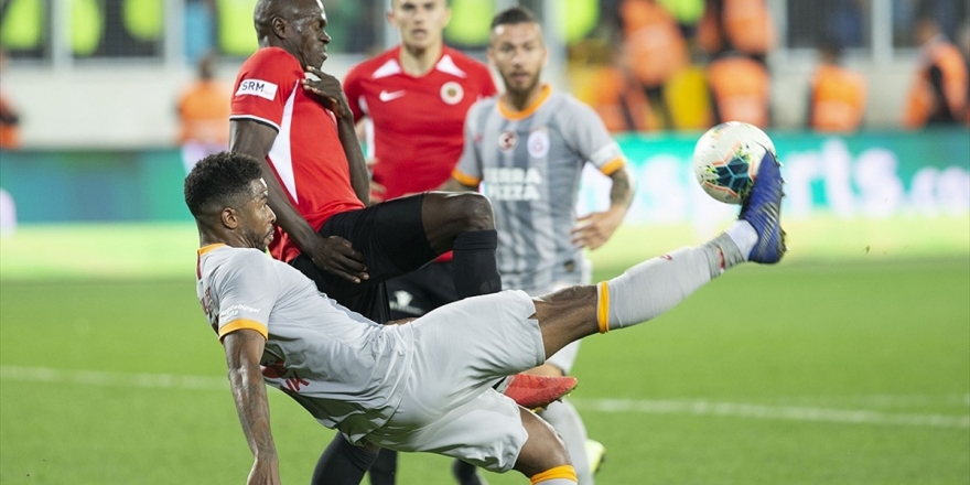 Derbi Galipleri İstanbul'da Karşılaşacak