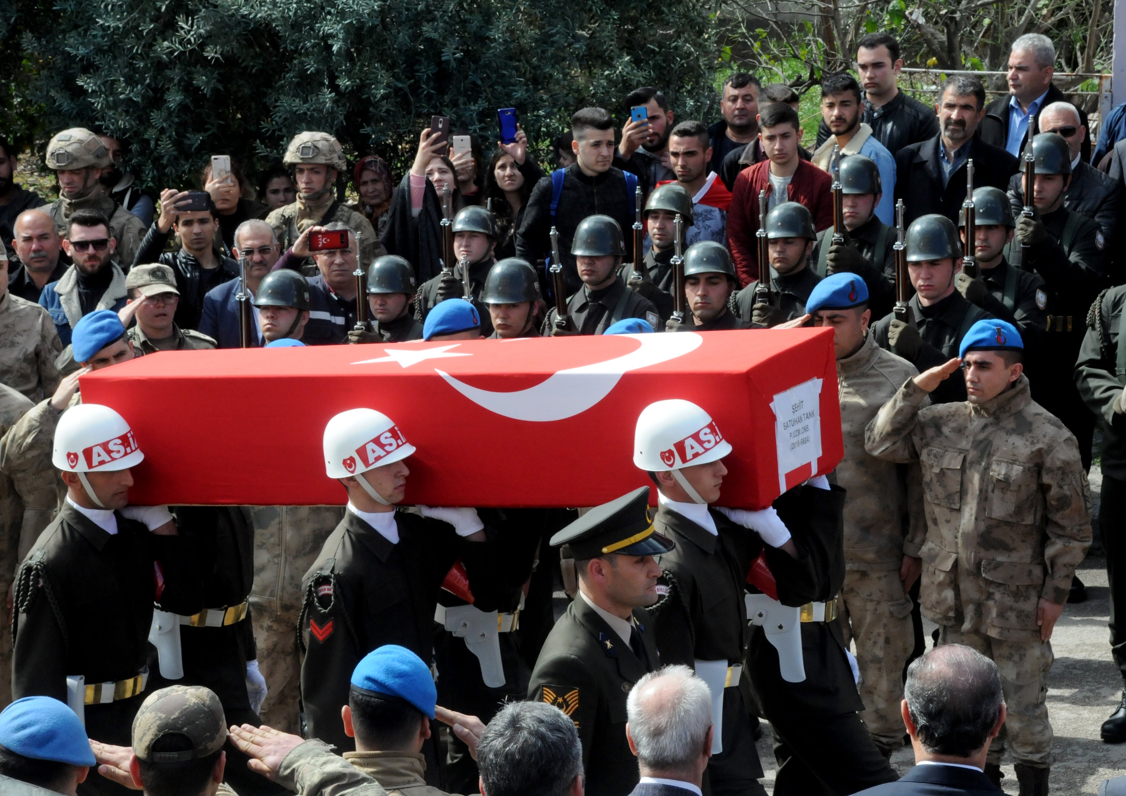 Türkiye şehitlerini uğurladı