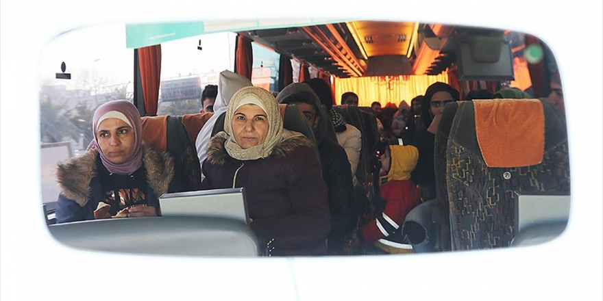 Düzensiz Göçmenler Edirne'ye Gitmeye Devam Ediyor