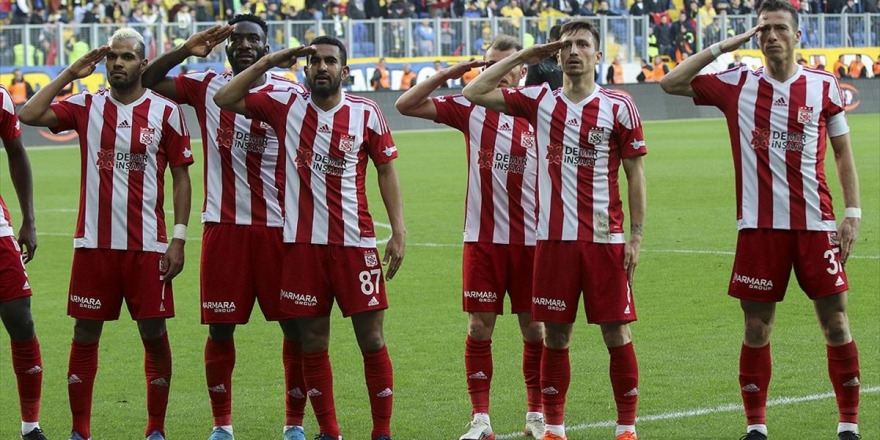 Sivasspor 3 Puana İkinci Yarıda Uzandı