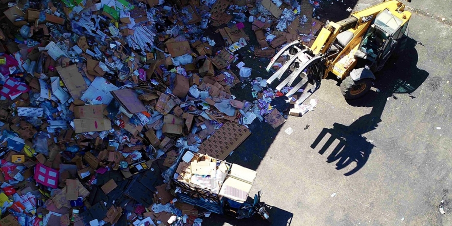 Türkiye'de Geçen Yıl 1 Milyon 717 Bin 88 Ton Atık Dönüştürüldü