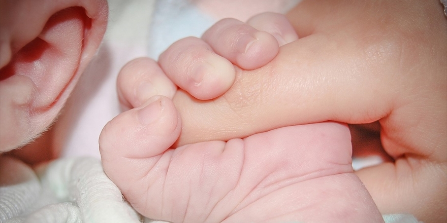 Yenidoğana İşitme Taraması Hastaneden Taburcu Olmadan Yapılacak