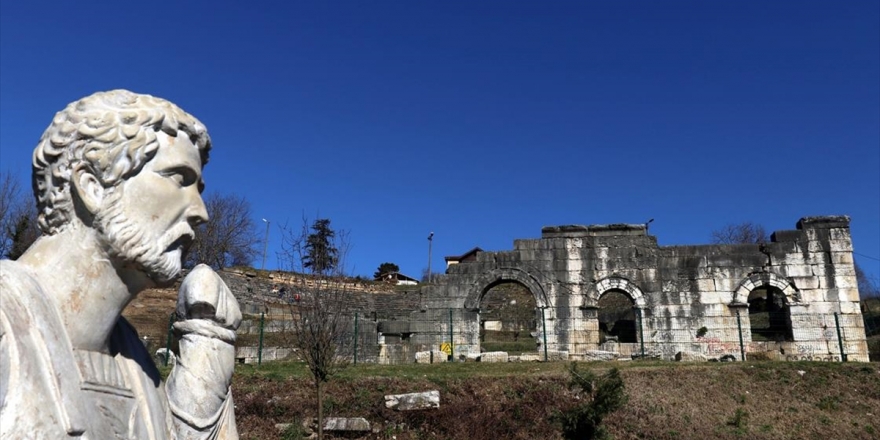 'Batı Karadeniz'in Efes'inin' Görkemli Yapısı Gün Yüzüne Çıkıyor
