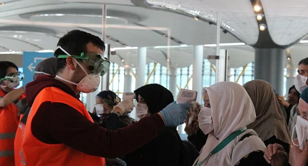 Umre seferlerini durduran Suudi Arabistan'dan Türkiye'ye günde 15 - 25 arası uçuş yapılıyor