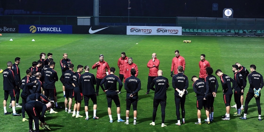 Milli Takıma Nazar Değdi