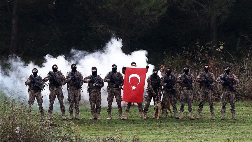 Bakan Soylu açıkladı: Sınıra 1000 özel harekat polisi gönderilecek