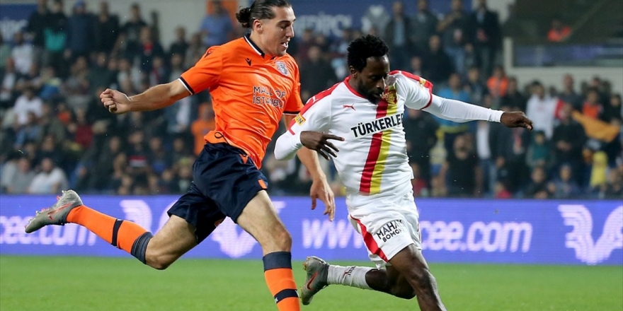 Medipol Başakşehir Süper Lig'de Yarın Göztepe'ye Konuk Olacak