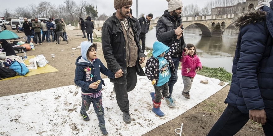 Kendilerinden Önce Ayak İzleri Avrupa Yolunda