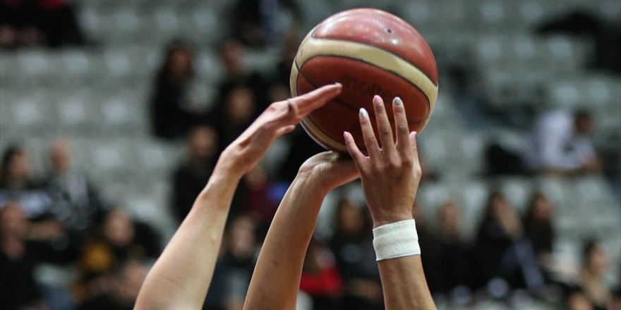 Potada Kadınlar Türkiye Kupası Adana'da Sahibini Buluyor