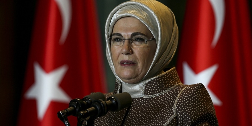 Emine Erdoğan: Kadınlarımız Türkiye'nin Kutup Yıldızlarıdır