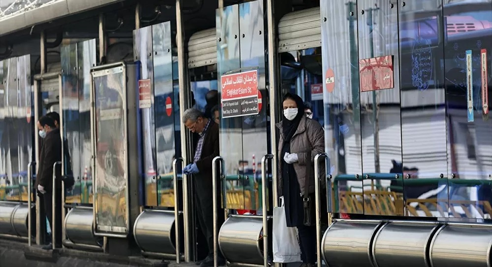 İran'da sahte içkiden ölenlerin sayısı 27'ye yükseldi: 'Alkol koronavirüse iyi geliyor' söylentisi yayılmış