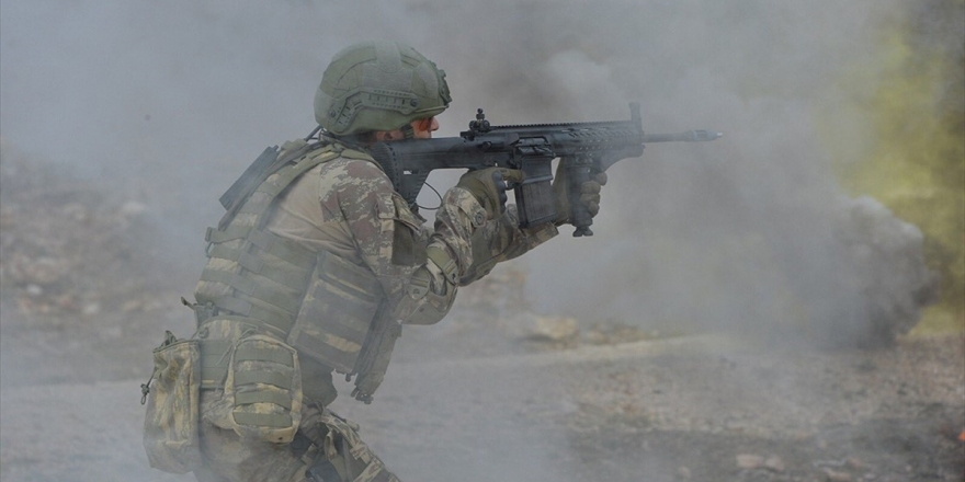 MSB: Barış Pınarı Bölgesine Sızmaya Çalışan 18 Terörist Etkisiz Hale Getirildi