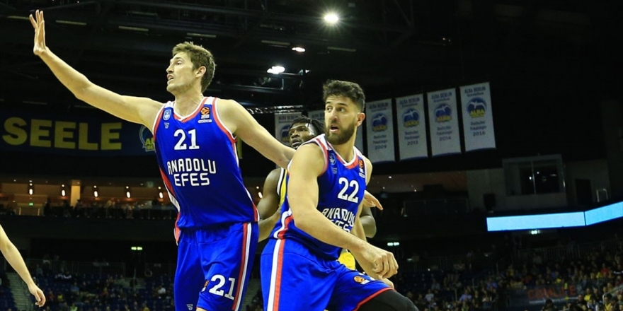Anadolu Efes, Valencia Basket Maçına 90'lı Yılların Nostaljisiyle Çıkacak