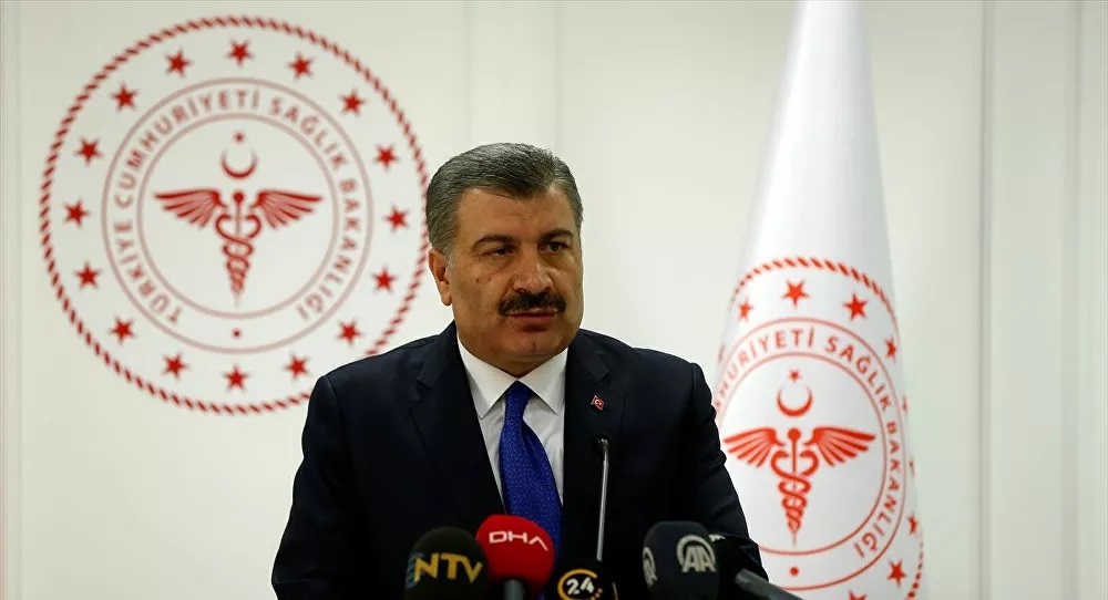 Sağlık Bakanı Koca, Türkiye'deki ilk koronavirüs vakasını duyurdu