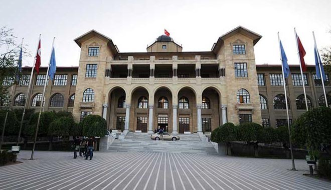 Üniversiteye üniversite mezunu temizlikçi alınacak