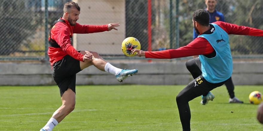 Göztepe, Kasımpaşa İle Yarın Deplasmanda Karşılaşacak
