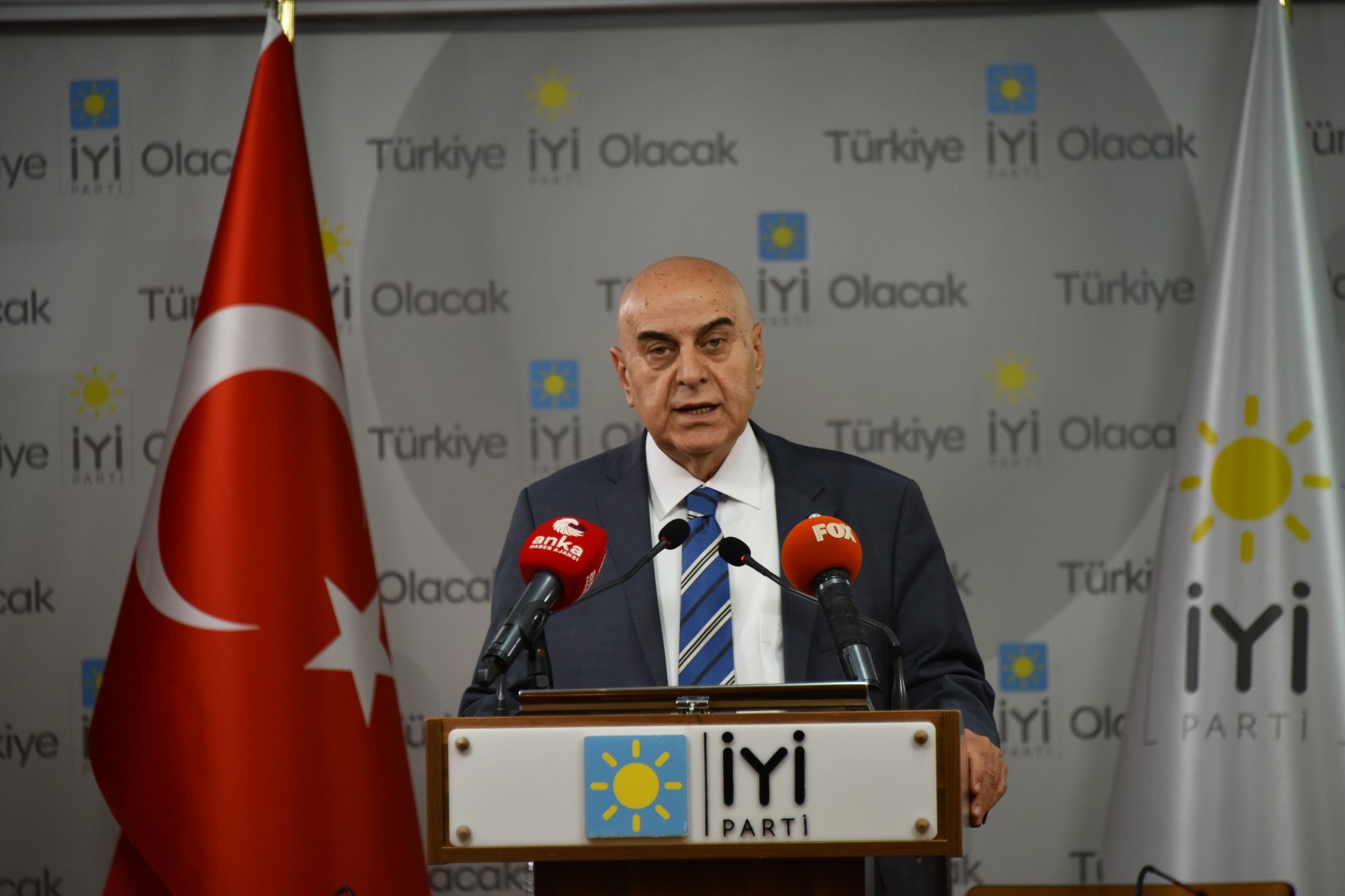 PAÇACI, EKONOMİK ÖNLEMLER PAKETİ AÇIKLANMALI