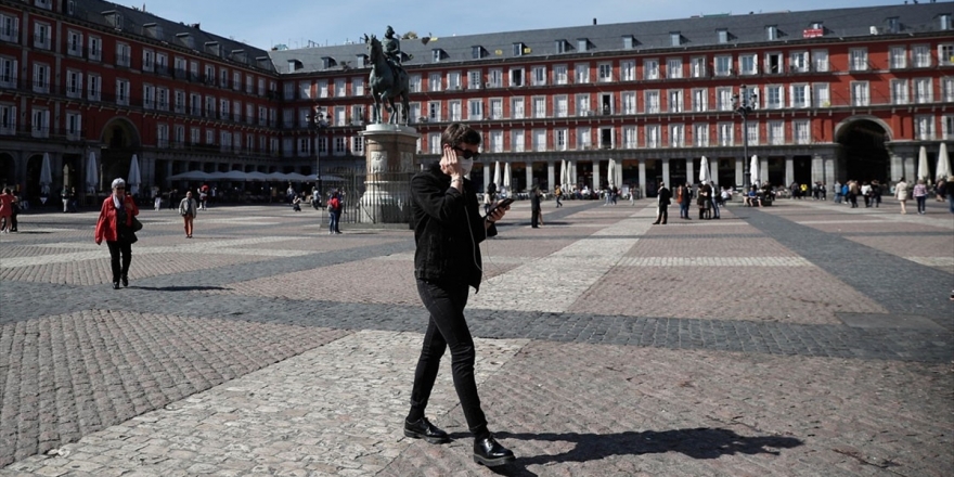 İspanya'da 15 Gün 'Olağanüstü Hal' İlan Edildi