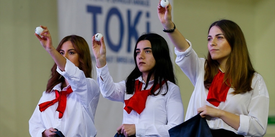 Toki'nin İstanbul'da Yapacağı 10 Bin Konutun Kura Çekimi Başlıyor