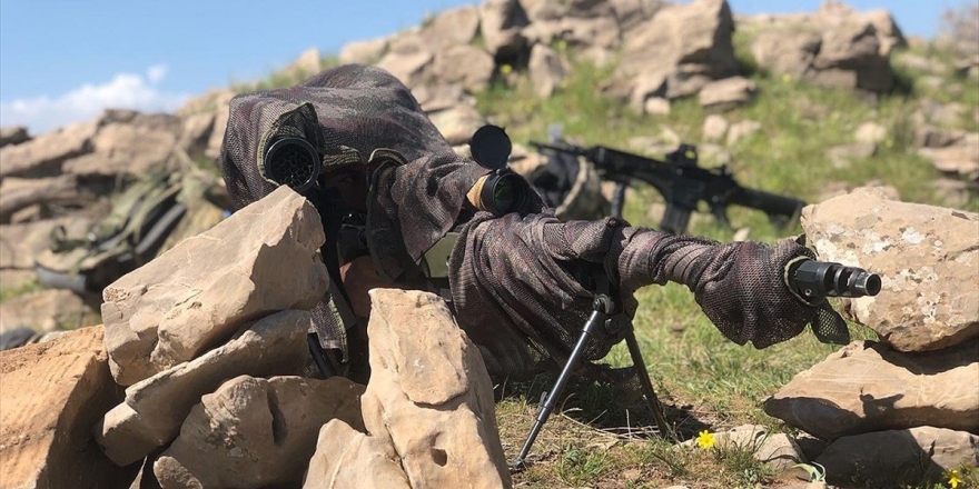 Msb: Fırat Kalkanı İle Barış Pınarı Bölgesinde 3 Terörist Etkisiz Hale Getirildi