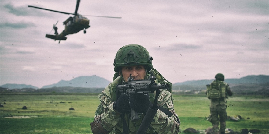 MSB: Fırat Kalkanı Bölgesine Sızma Girişiminde Bulunan 2 Terörist Etkisiz Hale Getirildi