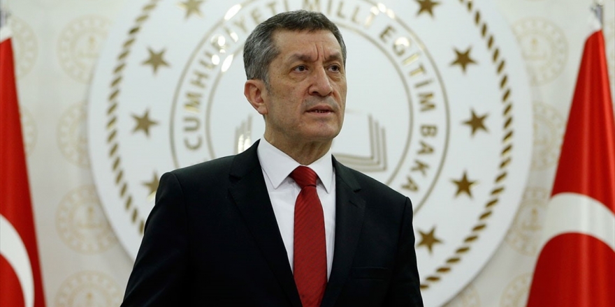 Milli Eğitim Bakanı Selçuk'tan ailelere koronavirüs uyarısı: Çocuklarda derin izler bırakabilir