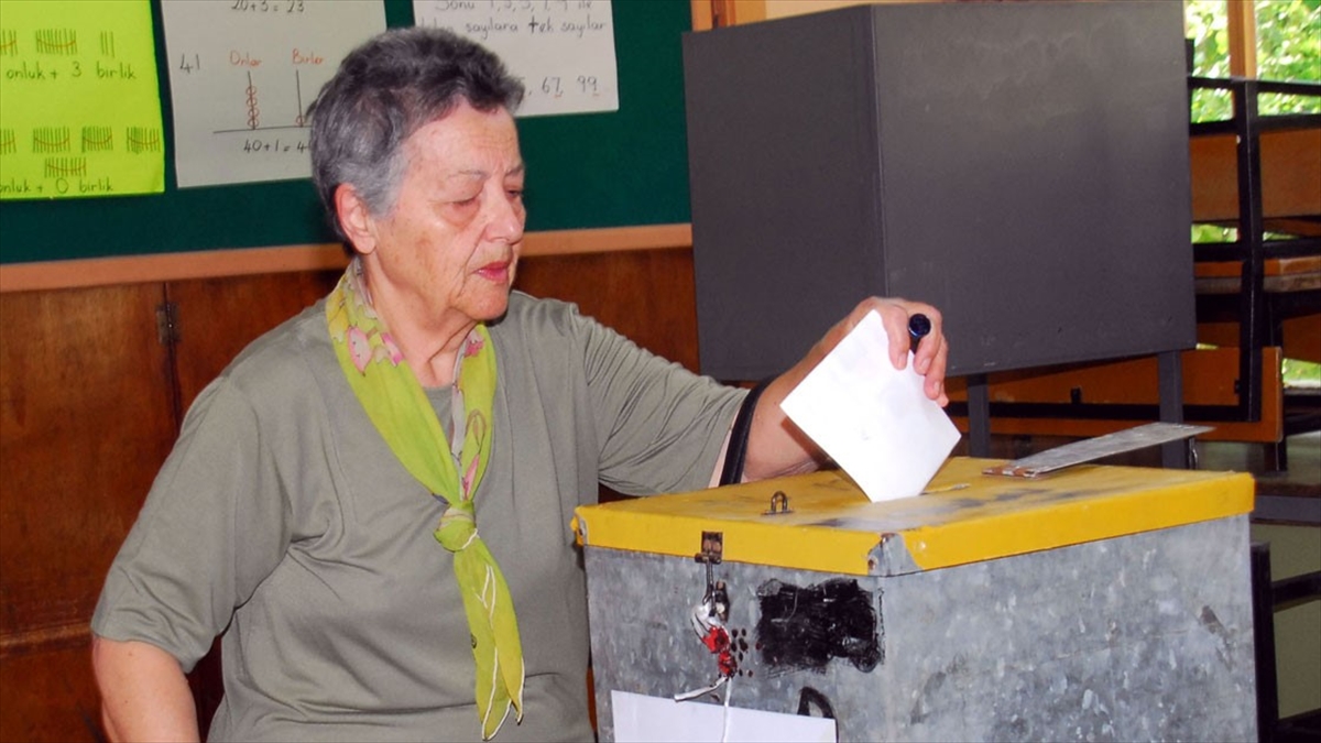 KKTC Cumhurbaşkanlığı Seçimi Koronavirüs Tedbirleri Nedeniyle 11 Ekim'e Ertelendi