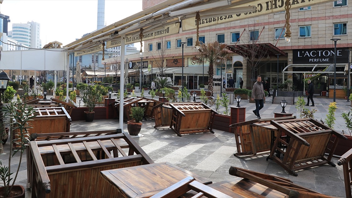 İçişleri Bakanlığı: 149 Bin 382 İş Yeri Geçici Süreliğine Faaliyetlerine Ara Verdi