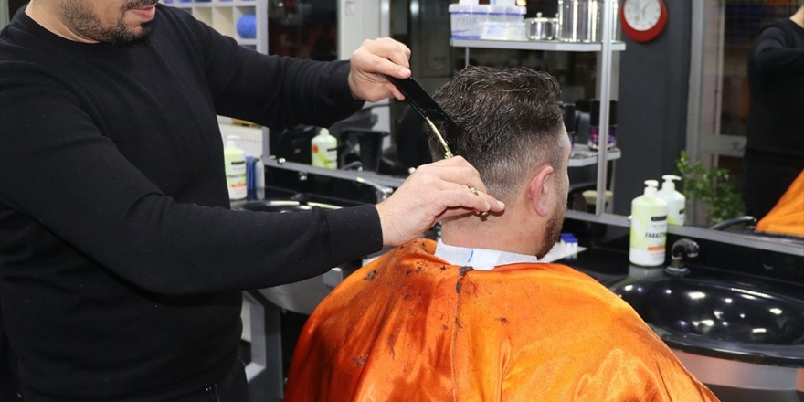 Berber, Kuaför Ve Güzellik Merkezlerinin Faaliyetleri Durduruluyor