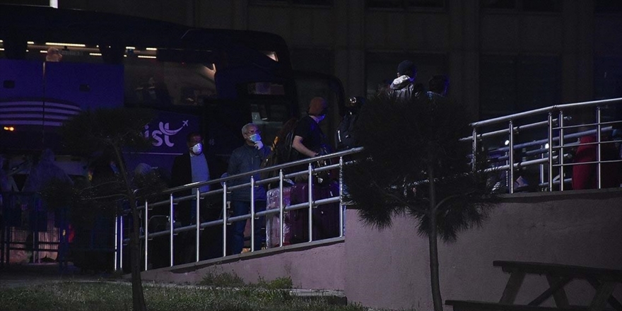 Yurt Dışından Gelen 175 Öğrenci Tekirdağ'da Yurda Yerleştirildi