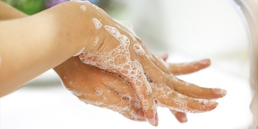 Koronavirüsle Mücadelede Basit Önlemler Hayat Kurtarıyor