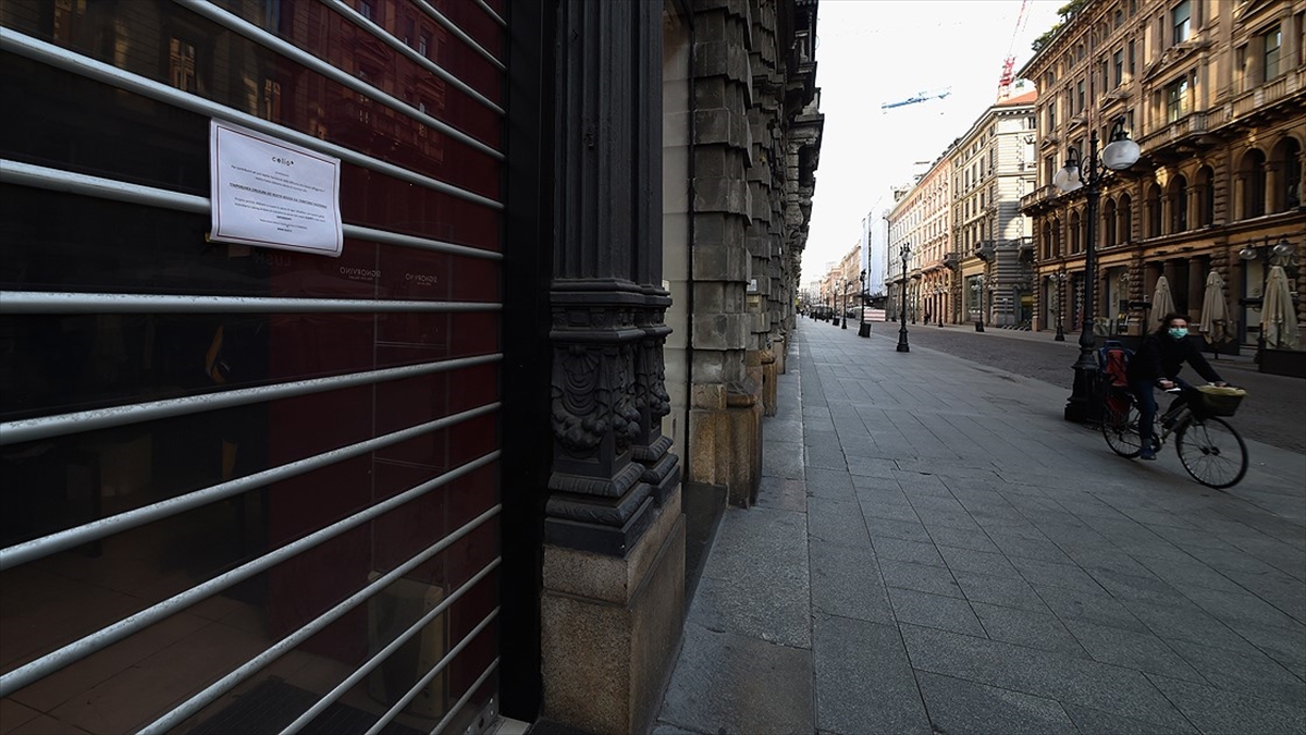 İtalya'da Yeni Tip Koronavirüsten Ölenlerin Sayısı 5476'ya Yükseldi