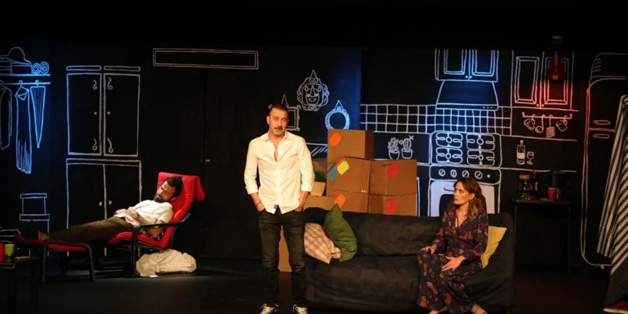 Şehir Tiyatroları, Dünya Tiyatro Günü'nde Perdelerini Online Açacak