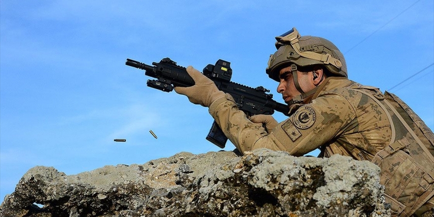 Bitlis'te Eylem Hazırlığındaki 3 Terörist Etkisiz Hale Getirildi