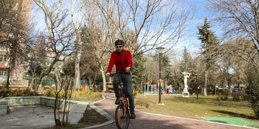 Ulaşımda Kovid-19'a Karşı 'Sosyal Mesafe' İçin Bisiklet Önerisi
