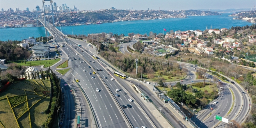 İstanbul'da Trafik Yoğunluğu Azaldı