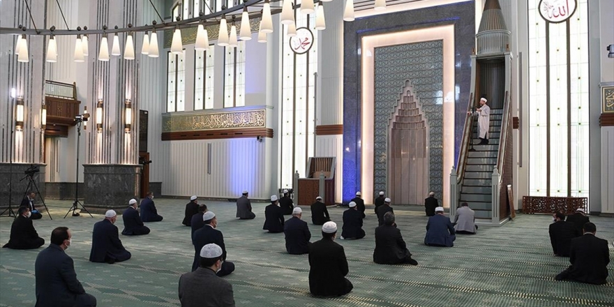 Beştepe Millet Camisi'nde Cuma Namazı Kılındı