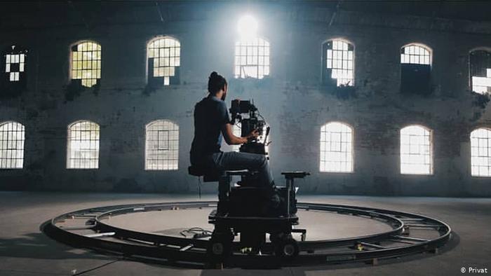 Dizi sektöründe koronavirüs ikilemi