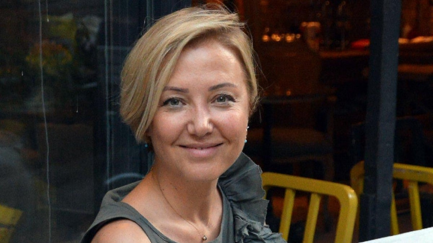 Berna Laçin'den Turkcell'e ilginç tepki: Evde kal diyen o ünlüler...