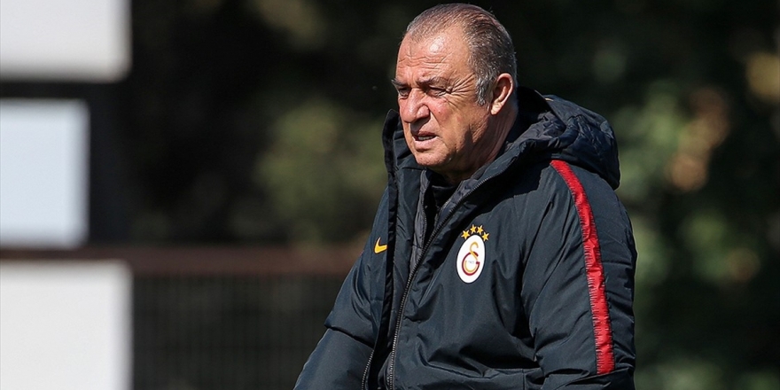 Fatih Terim Koronavirüs Teşhisiyle Tedavi Gördüğü Hastaneden 7 Günde Taburcu Edildi