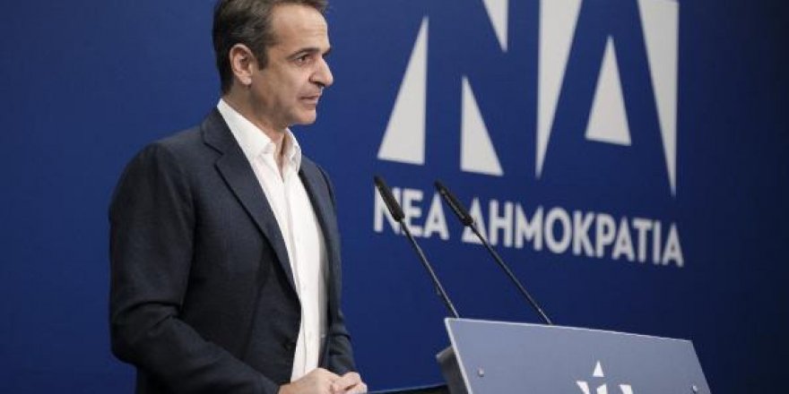 Miçotakis’ten Bakan ve Vekillere Bağış Çağrısı