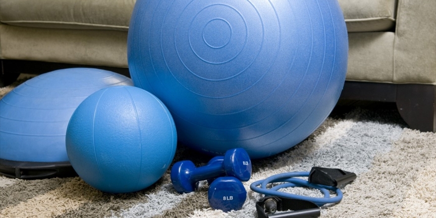 Kovid-19 İle Mücadelede Evdeki Gerginliğin İlacı 'Egzersiz'