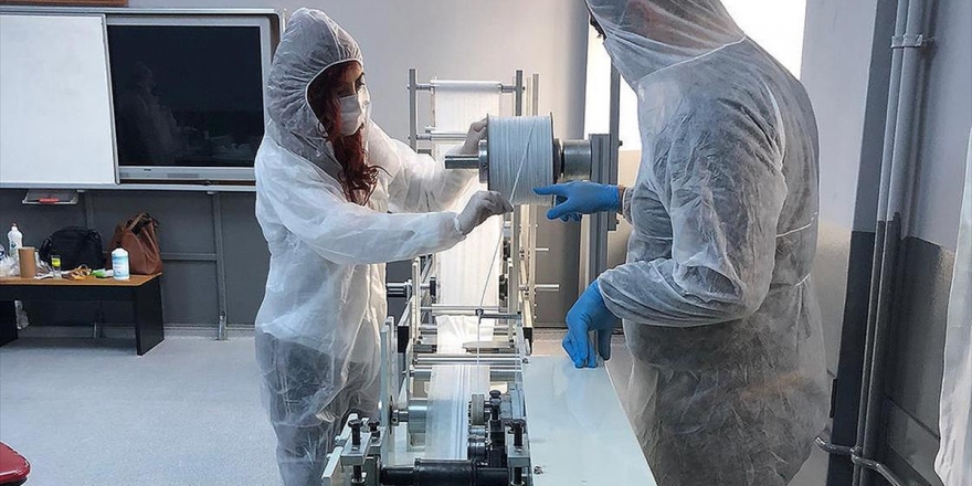 Milli Eğitim Bakanlığı Cerrahi Maske Makinesi Üretti