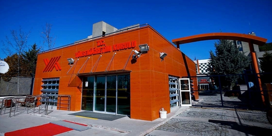 YÖK'ten Üniversite Öğrencileri İçin Erteleme Ve Kayıt Dondurma Hakkı