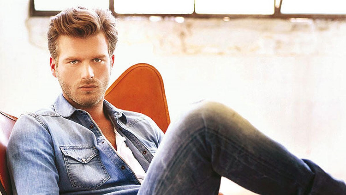 Kıvanç Tatlıtuğ hastaneye kaldırıldı