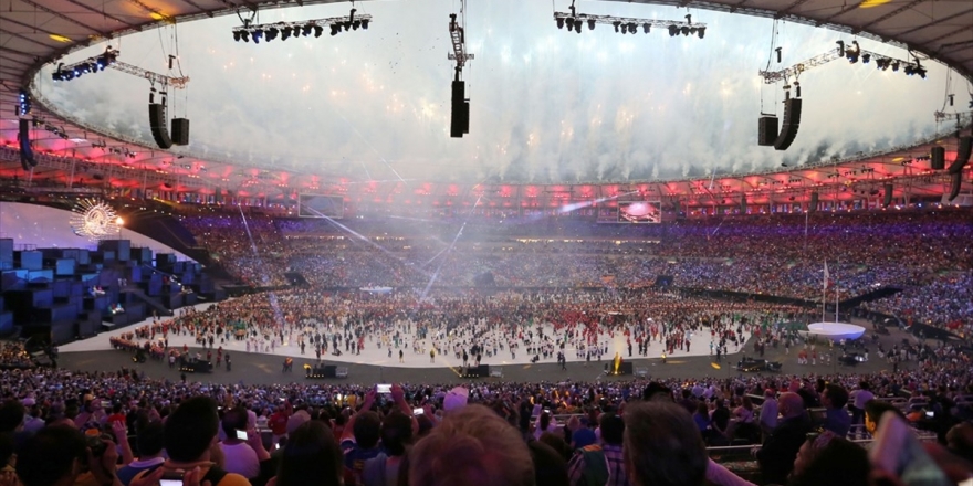 Maracana Stadı Kovid-19 Hastanesine Dönüştürülüyor